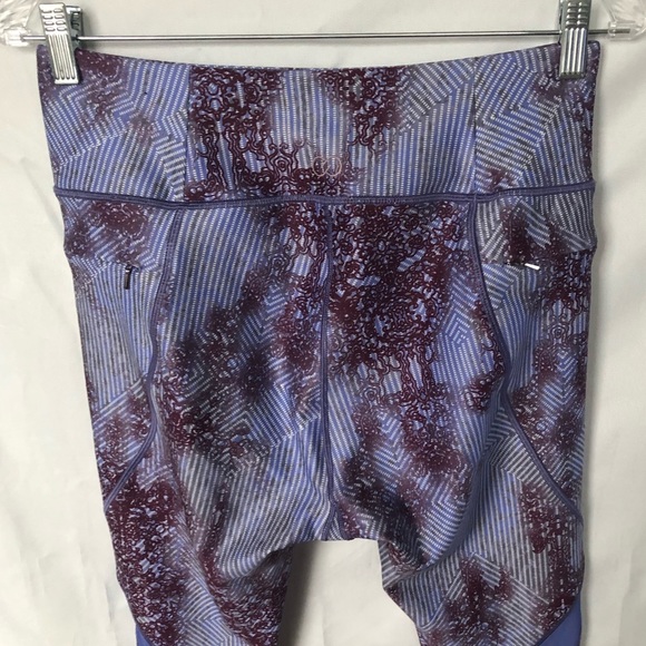 CALIA Essentials Printed Zipper Pocket Aged Culture High Waisted Legging - Picture 7 of 14